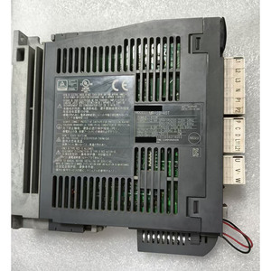 ไดรฟ์และมอเตอร์ MR-J3-40T HF-KP43 400W - Product Image 3