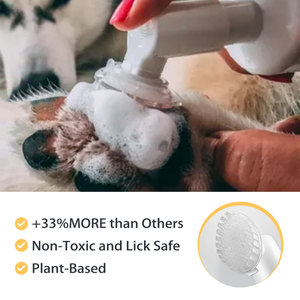 Espuma de Champú Seco 100% Natural y Orgánica Sin Enjuague con Cepillo de Silicona para Limpiar las Patas de Mascotas - Product Image 3