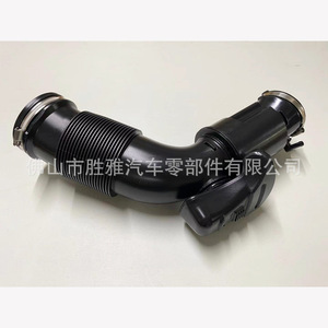 ท่อไอดีสำหรับรถยนต์ Volkswagen Audi Q7 รุ่น 06E129629R 7P0129684A 7P0129684B - Product Image 1