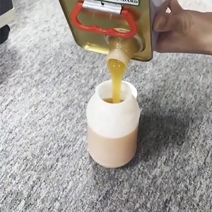 ओम सेवा ने मजबूत चिपचिपाहट sbs स्प्रे गोंद सभी उद्देश्य सोफे संपर्क गम प्रदान किया - Product Image 2