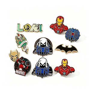 Novedad transfronteriza: Broches de aleación esmaltada inspirados en Marvel, de películas y series europeas y americanas, con personajes como Moon Knight, Scarlet Witch, Loki y Thanos. - Product Image 2