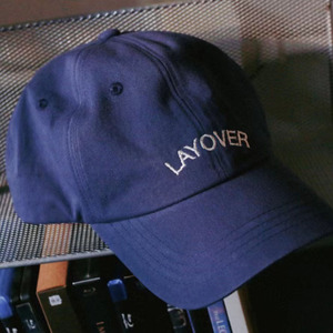 KPOP V LAYOVER Album Lettre Brodé Casquettes de Baseball Protection Solaire Mode Hip-pop Peaked Hat Fans Voyage Shopping Danse Cadeau - Product Image 2