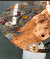 Table en bois de noyer massif écologique personnalisée élégante et luxueuse avec résine époxy, design floral