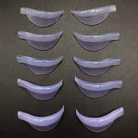 Boucliers de levage de cils en silicone auto-adhésifs souples Boucliers de levage de cils réutilisables sans colle