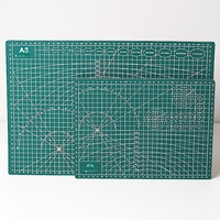 Tapis de découpe A3 vert foncé fait main 45x30cm, grand format, pour planificateur, artisanat, art, souris, dessin, écriture, et comme planche à découper pour étudiants