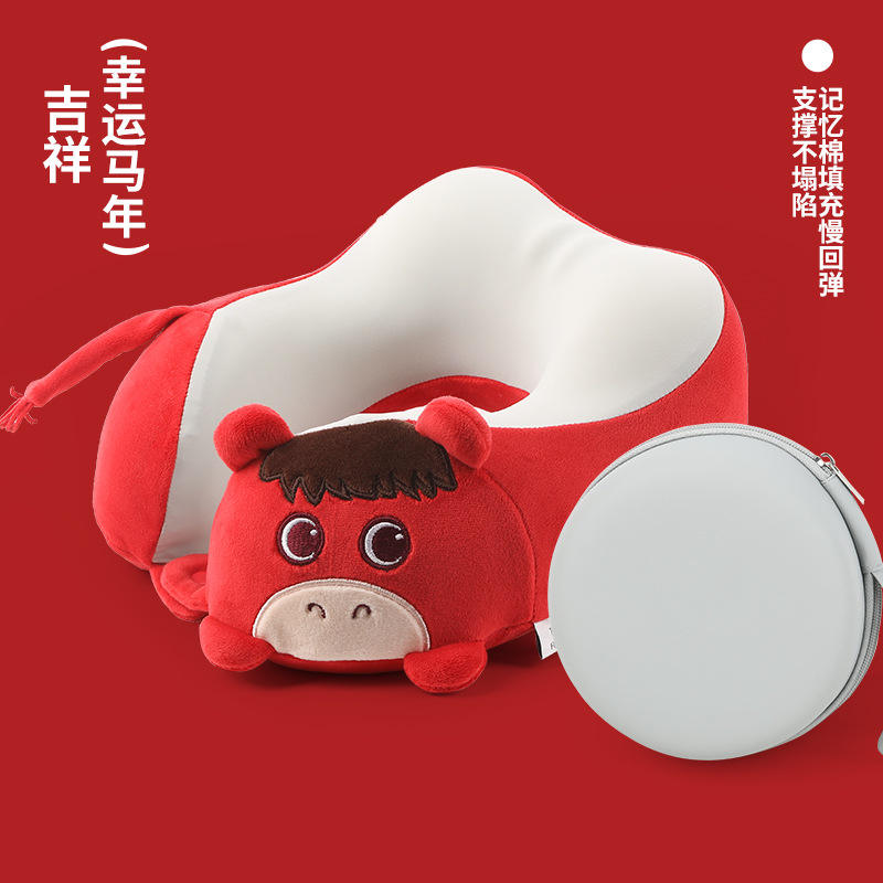 ม้าโชคดี