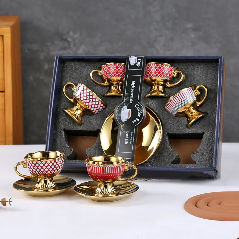맞춤형 터키 아랍어 금도금 세라믹 커피와 찻잔 세트 접시 머그 선물 상자 커피 & 차 세트 포장