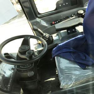 Minicargadora de Ruedas Xugong de 3 Toneladas LW300KN de Alta Eficiencia Operativa - Product Image 4