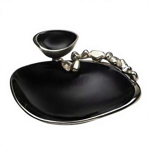 Cuenco de Servir de Metal Hecho a Mano en Negro y Plata con Detalles de Piedra, Diseño Moderno para Aperitivos, Salsas, Frutas Secas y Nueces, Decoración - Product Image 1