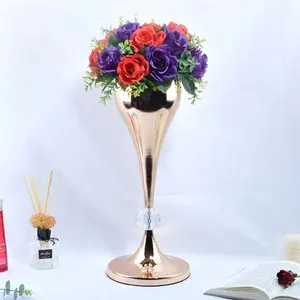 Trang Trí Hoa Sắp Xếp Đứng Bình Đường Dẫn Vàng Centerpieces Cho Bàn Đám Cưới