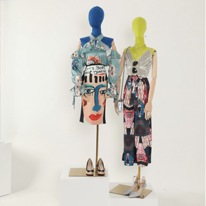 Mannequin de vitrine pour robe de mariée, modèle féminin en daim coloré, style japonais et coréen, avec taille torsadée - Product Image 4