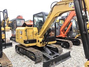 Miniexcavadora Caterpillar 305.5 Usada, 5.5 Toneladas, Motor Cummins, Bomba de Caja de Cambios, Modelo 2023, para Trabajos de Jardinería y Granja, con Certificación CE, en Venta - Product Image 3
