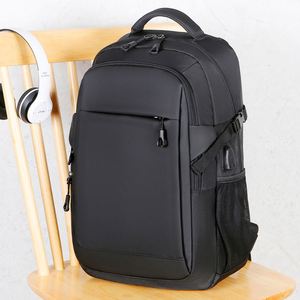 Sac à dos unisexe imperméable de haute qualité pour ordinateur portable, sac d'école tendance pour étudiants et hommes - Product Image 3
