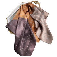 Elégant foulard en soie carré marron beige de luxe à pois imprimé personnalisé 100% soie de mûrier 70x70cm doux pour la peau pour les femmes