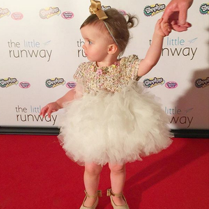 Boutique di abbigliamento per bambini Modelli Bambino Bambine Manica Lunga Abiti da damigella d'onore Della Ragazza Di Shopping On-Line - Product Image 1