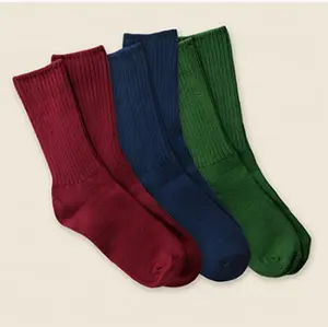 Custom Organic Cotton wick away moisture keep feet dry Classic Crew Socks for Men and Women