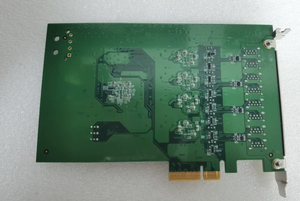 Carte de capture vidéo PCIe Vecow UE-1008 pour systèmes d'automatisation industrielle et de vision par ordinateur à haute vitesse - Product Image 2
