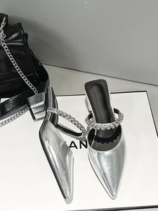 Pantofole da <span class=keywords><strong>donna</strong></span> in stile fata francese mezza Slip tacco basso con sandali Color carne alla moda con strass - Product Image 3