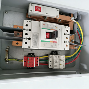 1000V 315A 4 输入 1 输出光伏交流汇流箱，带保险丝、防雷保护器和铜母线 - Product Image 6
