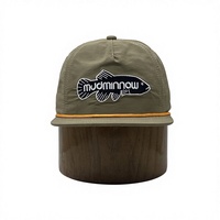Casquette à cinq panneaux en nylon vert personnalisée avec logo brodé vintage, fermeture à pression, visière plate, corde, pour hommes