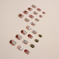 Lot de Faux Ongles Professionnels R797 Glamour en Acrylique ABS avec Breloques et Colle pour Doigts – Vente en Gros
