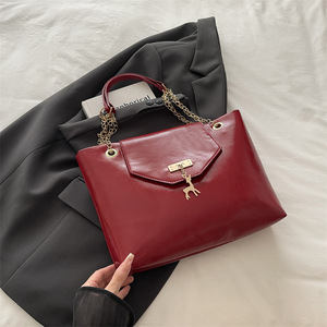 Marque de luxe femmes sacs de messager en <span class=keywords><strong>cuir</strong></span> PU <span class=keywords><strong>souple</strong></span> marron daim fourre-tout à main boucle en or femmes sacs à bandoulière dame tendance cartable - Product Image 3