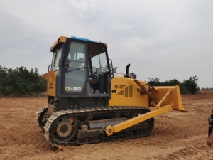 Changlin 100% mới và độc đáo <span class=keywords><strong>Crawler</strong></span> dozers 13 tấn theo dõi xe ủi đất rộng hơn theo dõi xe ủi đất - Product Image 4