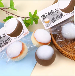 Jouet sensoriel miniature en forme de noix de coco de 6 cm, jouet anti-stress, balle sensorielle, nouveauté pour garçons et filles - Product Image 5