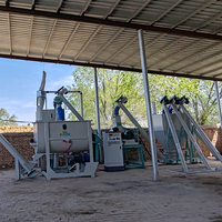 Machine à granulés d'aliments pour animaux de ferme avicole 300k, moulin à granulés à matrice annulaire, capacité de 3-5 tonnes par heure pour usine d'aliments.