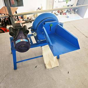 La trituradora de tolva <span class=keywords><strong>Ameco</strong></span> 280 se utiliza en plantas de fabricación casera Industrias Andretail para triturar pimientos Cornchili y especias - Product Image 1