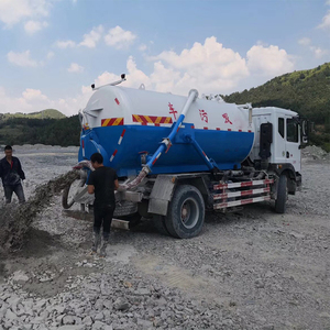 DONGFENG 4x2 4x4 RHD 10m3 vidange propre <span class=keywords><strong>camion</strong></span> eaux usées fécales aspirateur <span class=keywords><strong>camion</strong></span>-citerne 10m3 toilette ventouse véhicule - Product Image 2