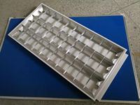 0.25mm d'épaisseur fer aluminium plaque de grille persiennes T8 Grille lampe 3x18w Led Grille lumière 600x600mm