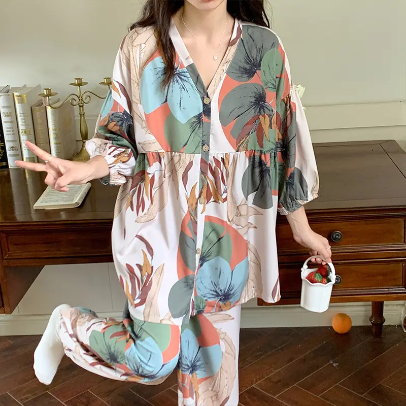 日本の韓国のカスタムレディース女性パジャマファッションナイトウェアフローラルビスコースレーヨンパジャマデザイナーパジャマ