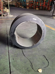 Presse anti-usure à chargement élevé sur pneu solide 22x10x16 pneu solide en caoutchouc naturel avec certification <span class=keywords><strong>CE</strong></span> - Product Image 2