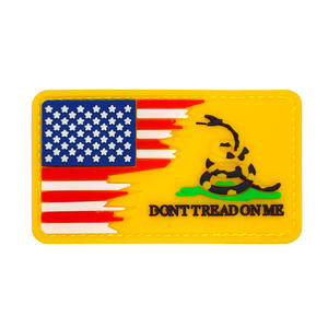 Parche de PVC de goma suave con gancho, diseño de bandera americana de serpiente de cascabel 'Dont Tread on Me' - Product Image 2