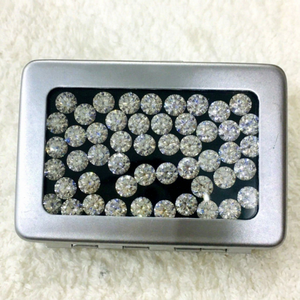 Magnifique pierre de moissanite blanche de 6,5 mm, taille ronde brillante, couleur D E F, prix par carat pour alliance - Product Image 1