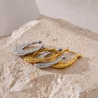 Boucles d'oreilles minimalistes pour femmes en acier inoxydable plaqué or 18 carats PVD, étanches, résistantes au ternissement, hypoallergéniques, OEM ODM, vente en gros, cadeaux