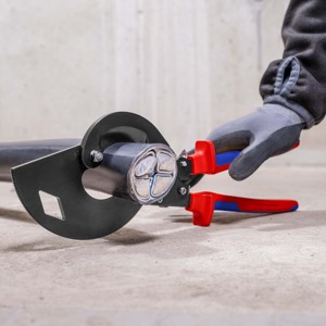 Tijeras de trinquete Knipex de acero al carbono rojas para electricistas industriales con hoja parcialmente dentada - Product Image 1