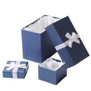 Grosir Oem halus cetak kustom Logo CMYK kotak hadiah kosmetik kertas kardus mewah Premium dengan pita & sutra