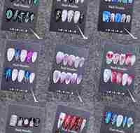 Faux ongles réutilisables faits à la main, à pression, forme carrée, motifs aléatoires