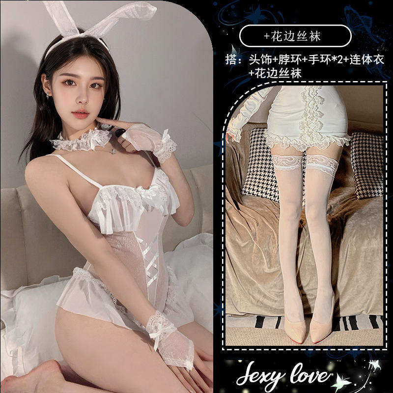 White suit + white stockings