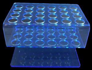 Cremagliera acrilica su ordinazione della provetta del supporto della provetta della centrifuga di Pmma di 4 posizioni <span class=keywords><strong>13Mm</strong></span> 17Mm dell'oem