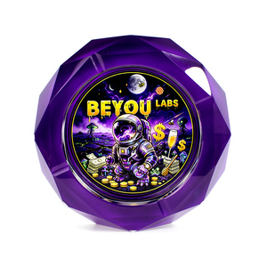 Cenicero Redondo de Acrílico BEYOU LABS con Diseño Novedoso de Astronauta Espacial, Soporte para Ceniza para Escritorio del Hogar - Product Image 1
