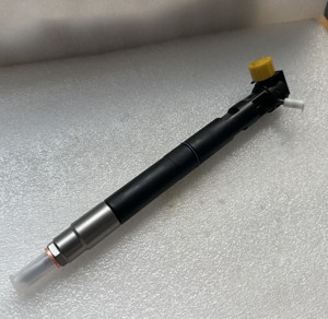 Diesel Engine Parts High Quality Diesel Common Rail Injector 33800-4A710 28229873 for Hyundai Kia 2.5L CRDi Engine - Product Image 4