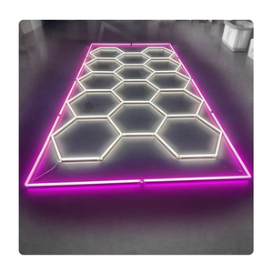 Éclairage professionnel d'atelier de lumière de <span class=keywords><strong>garage</strong></span> à <span class=keywords><strong>LED</strong></span> hexagonale de personnalisation OEM pour centres d'entretien automobile, ateliers de réparation automobile - Product Image 5