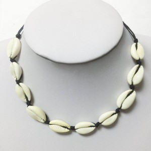 Collier en coton fait main avec coquillages naturels, chaîne de clavicule unisexe, à porter au quotidien - Product Image 2