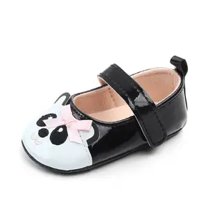 热卖软鞋底皮革廉价美丽的弓卡通熊猫婴儿鞋散装