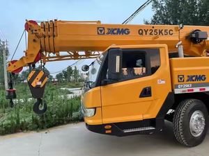 رافعة شاحنة متنقلة جديدة تمامًا طراز QY25K5C بحمولة 25 طن مع ذراع خماسي الأقسام على شكل حرف U - Product Image 4