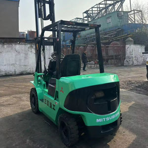 Chariot élévateur diesel d'occasion Toyota MITSUBISHI FD30 FD50 de 2,5/3/4/5/7/10/15/16/25/30 tonnes avec trois mâttes, à vendre à Shanghai - Product Image 1