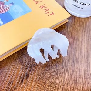 للبيع بالجملة أداة تصفيف الشعر من الأكريليك الأبيض وكبير المشبك ، ساحرة بلون واحد ، صغيرة الحجم ، مشابك الشعر ، أداة تصفيف الشعر - Product Image 5